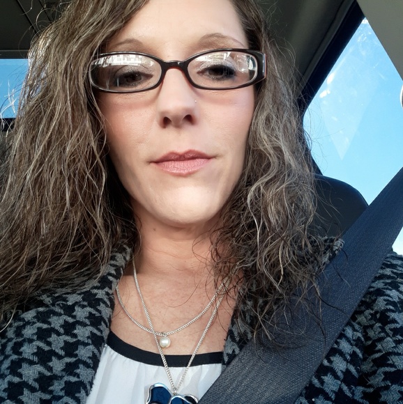 janelle_bartels